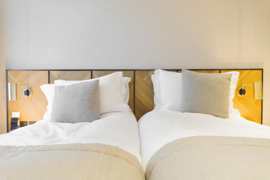 Wondering where to stay in London, England for the perfect city break? Check out our experience staying at Victory House Leicester Square, a cozy boutique hotel situated right between Covent Garden, Soho, Picadilly, and the West End! #london #londonhotels #hotelreviews #england #leicestersquare #londonaccomodations #reviews