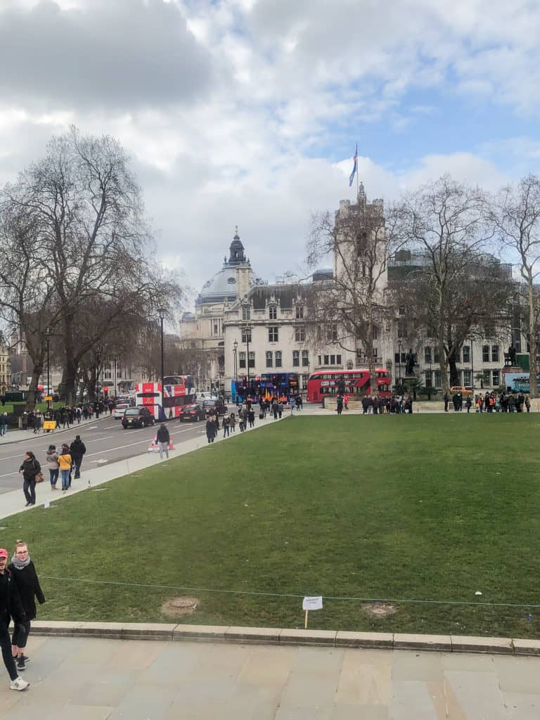 Looking for a truly unique experience while in London? How about afternoon tea while riding on a vintage double-decker bus? Read all about my fun experience on B-Bakery's bus tour! #london #afternoontea #england #bustour #europe #travel