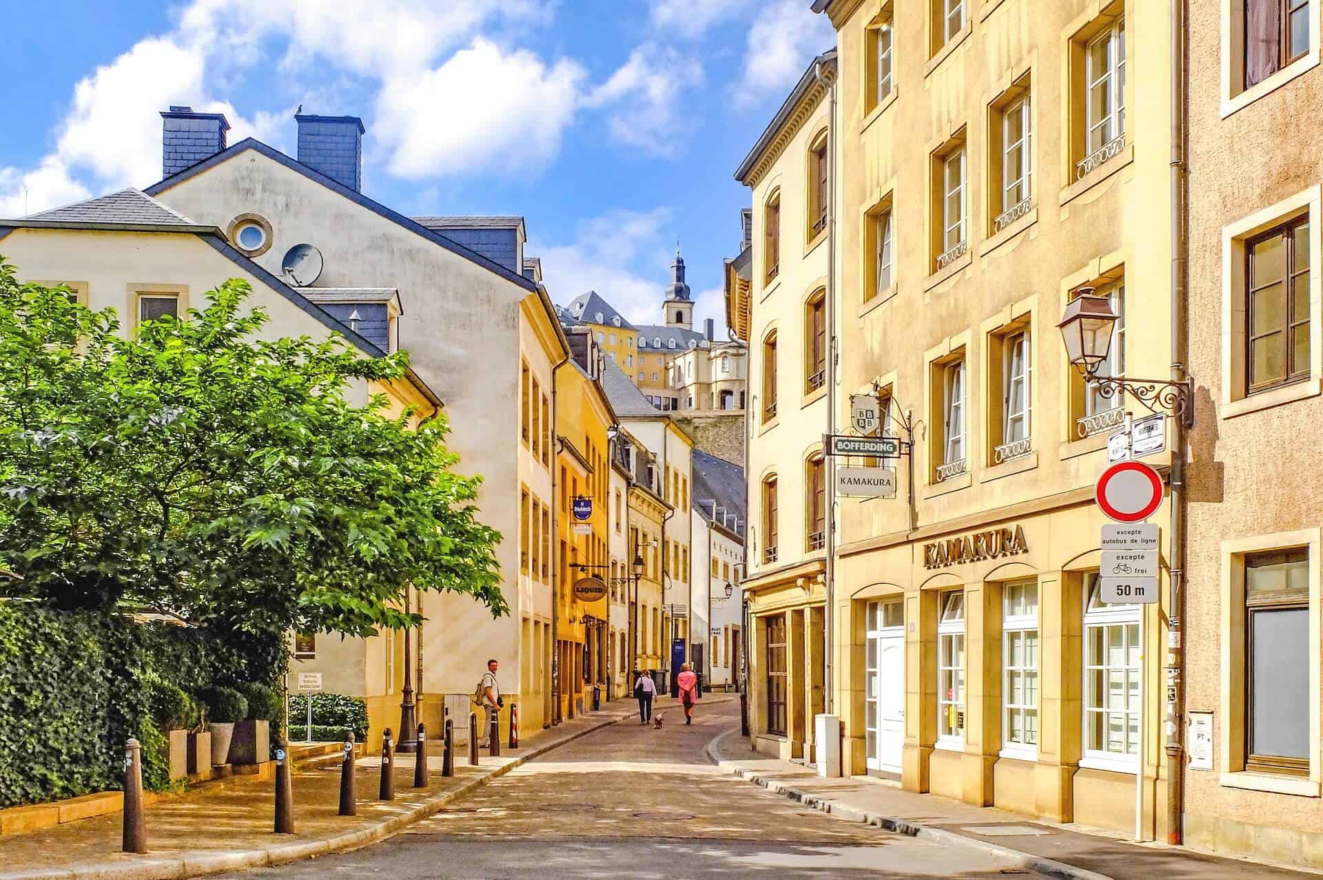 Looking for some day trips from Paris to make a quick escape from the hustle and bustle of the city? Check out 15 of the easiest day trips from Paris in our brand new guide! #france #paris #daytrips #europe #travel